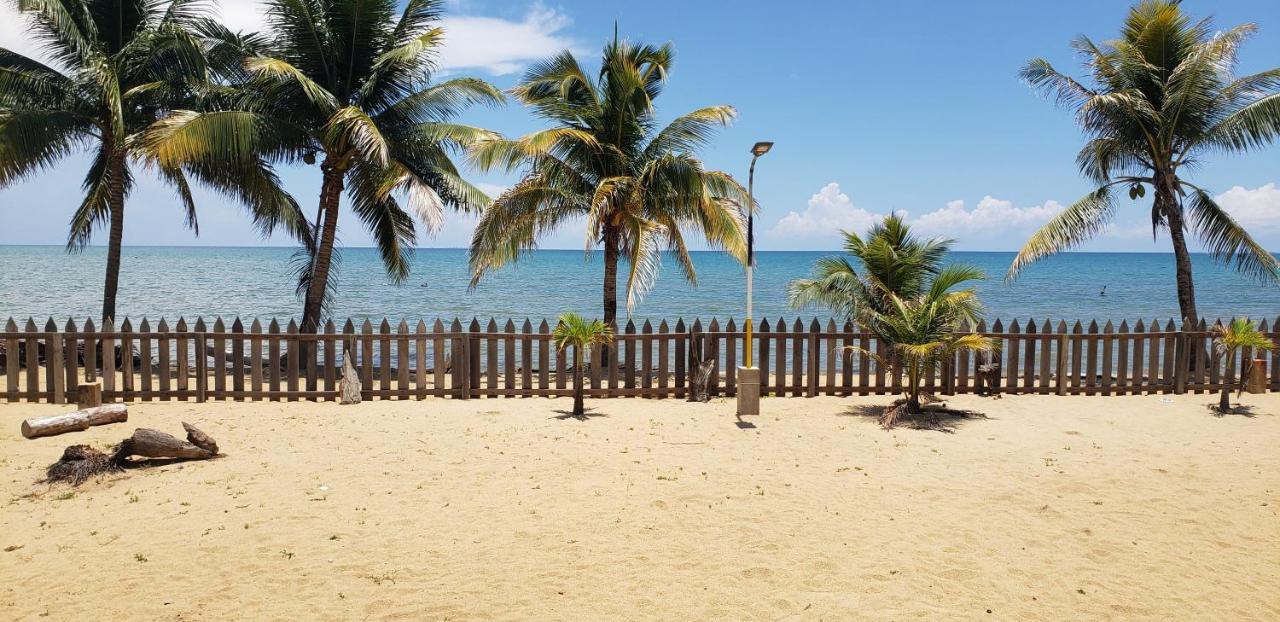 Pal'S On The Beach - Dangriga, Belize Exteriér fotografie