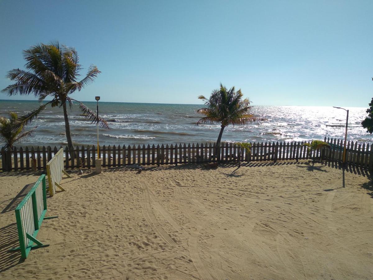 Pal'S On The Beach - Dangriga, Belize Exteriér fotografie