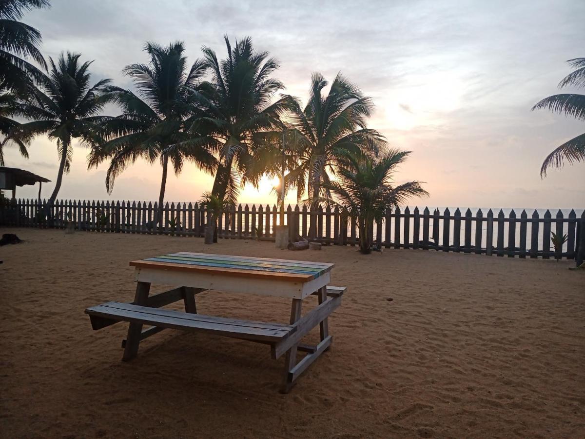 Pal'S On The Beach - Dangriga, Belize Exteriér fotografie
