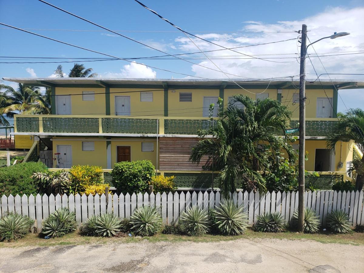 Pal'S On The Beach - Dangriga, Belize Exteriér fotografie