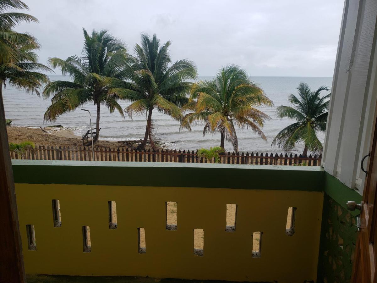 Pal'S On The Beach - Dangriga, Belize Exteriér fotografie